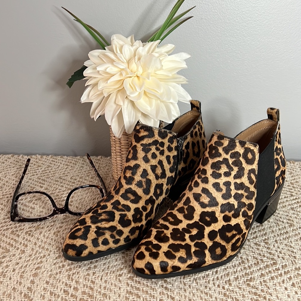 NWOT Franco Sarto Women’s Cheetah Leopard Ankle Boots